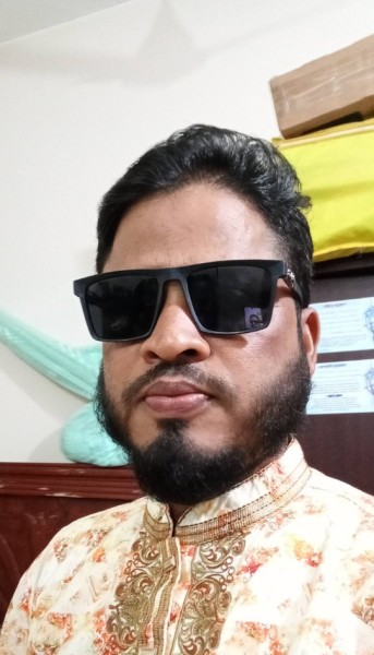 Md Delwar Hossain, 31, Indiana United States