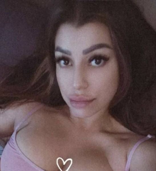 delphina, 42, U A E