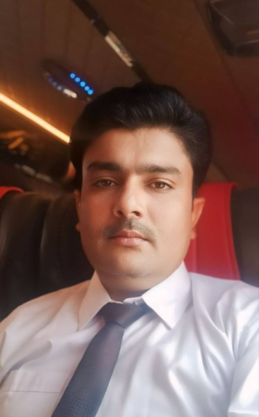 NG, 31, Bangladeshi