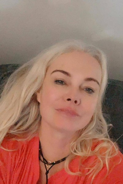 Mary, 65, anywhere