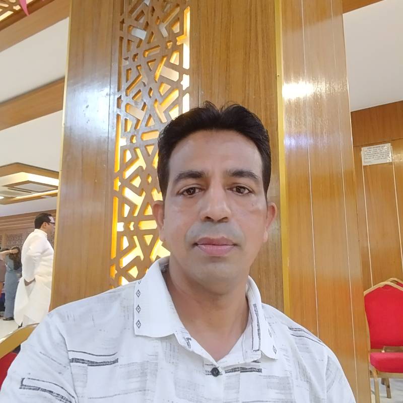 Omar, 37, jekapbils
