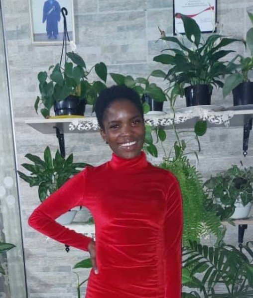 Maryah, 22, Douala