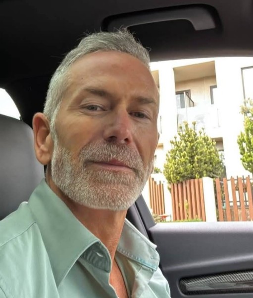 Olivier, 56, Joypurhat