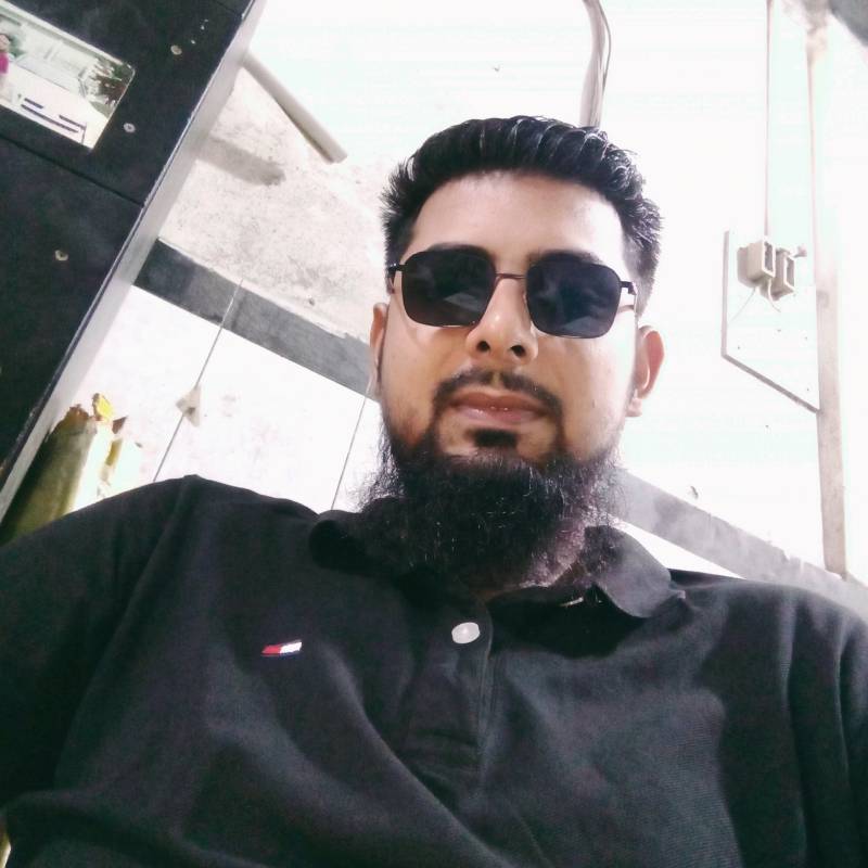 Sarker, 34, Boumredes