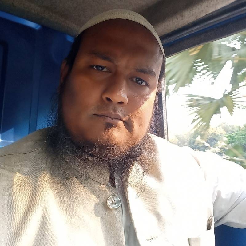 Zaman, 39, United Arab Emirates