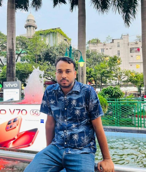 Sk Mahmud, 38, Bangaladash