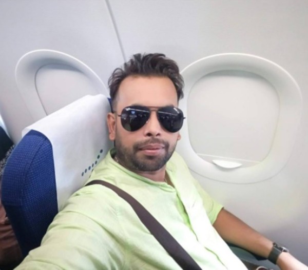 Raj, 42