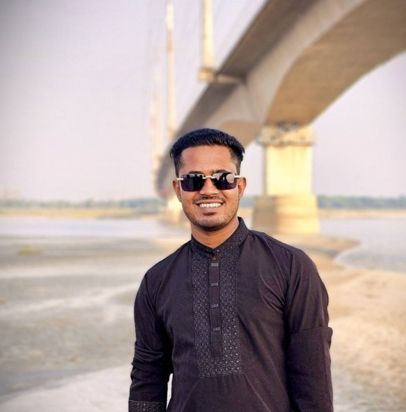 Robiul, 27, USA