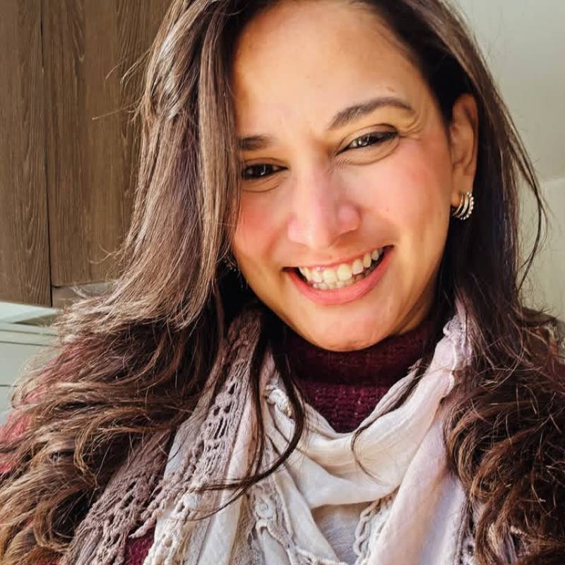 debsbishop, 47, garland