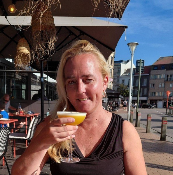 Maria, 45, Los Angeles
