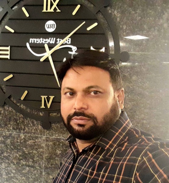 Akbar Hossain, 38, Frankfurt