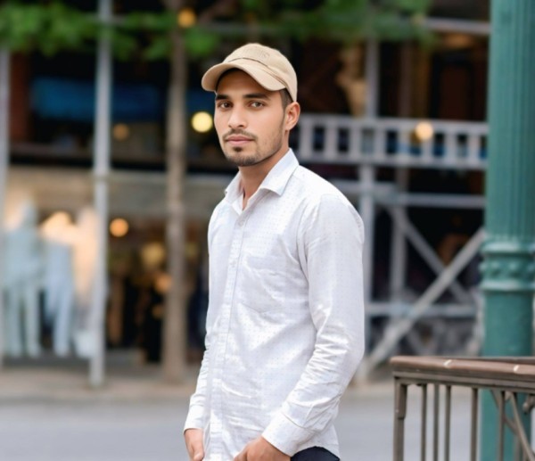 Akramul, 28, United Kingdom