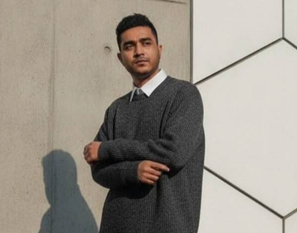 Shimul, 33