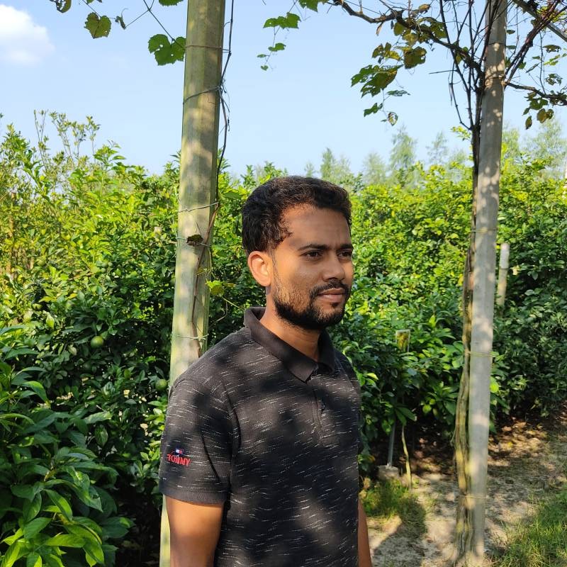 Abdullah, 31, Kumilla