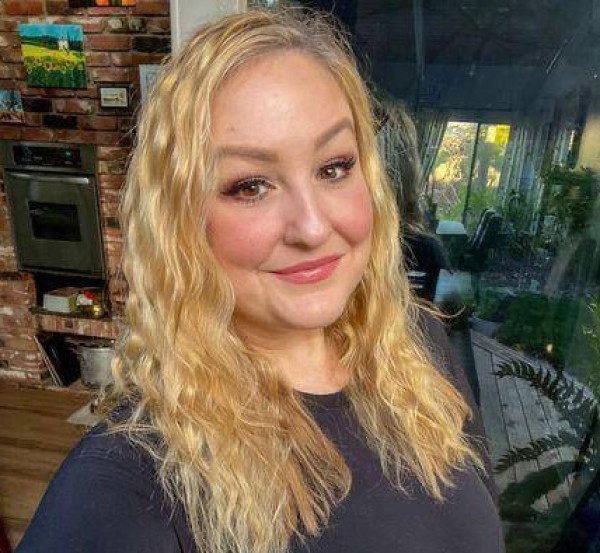 Ivana, 35, Kolkata