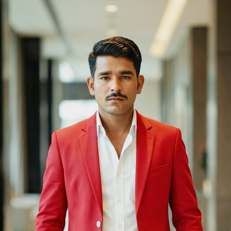 Joynal, 31, Los Angeles CA