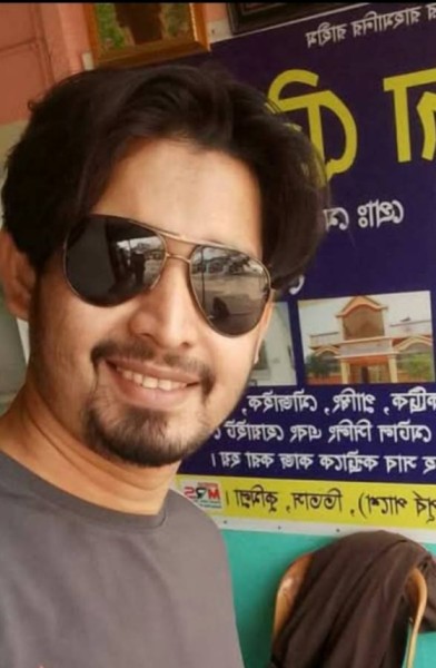 Raj iqbal, 32