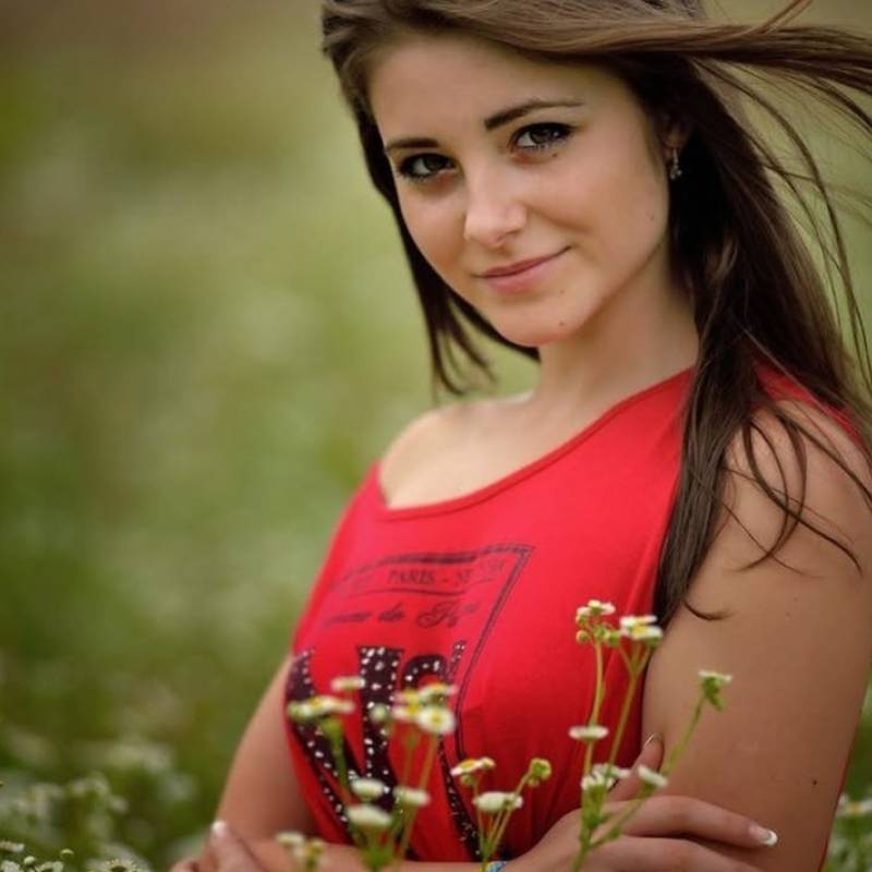 https://es.fivedate.com dating Nelli in Ucrania