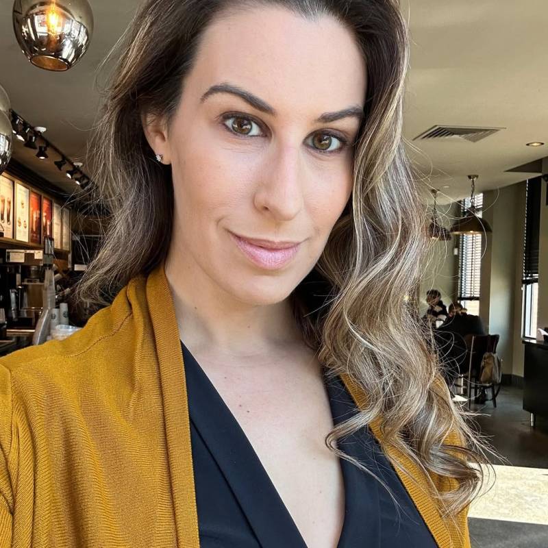 https://es.fivedate.com dating Mariana in Reino Unido