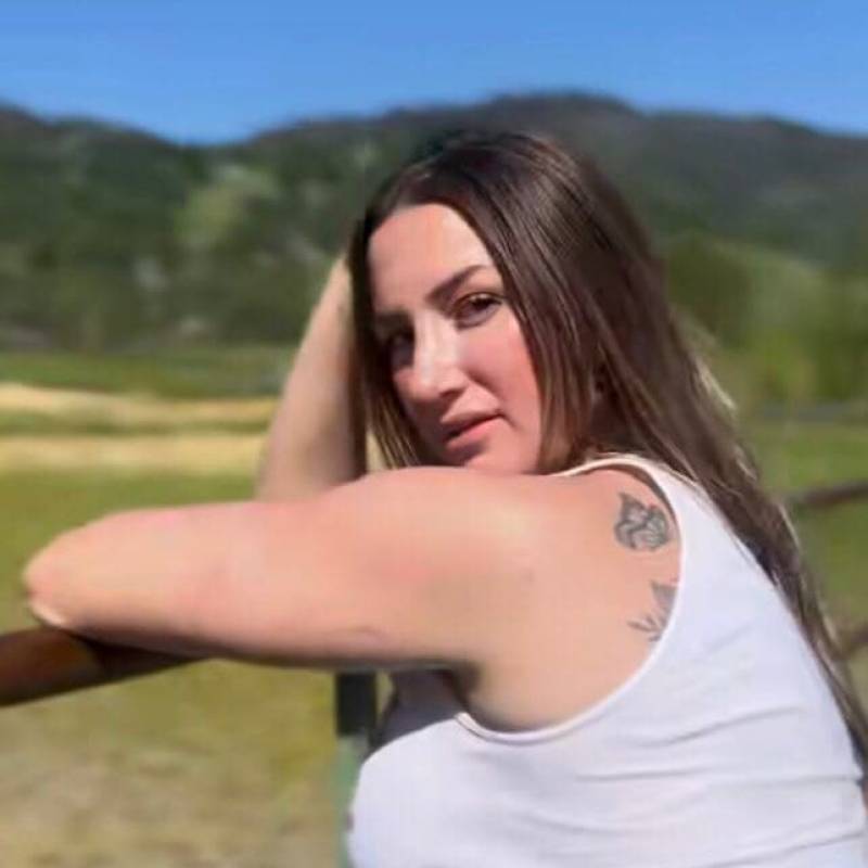 https://es.fivedate.com dating Kimzy2010 in Estados Unidos