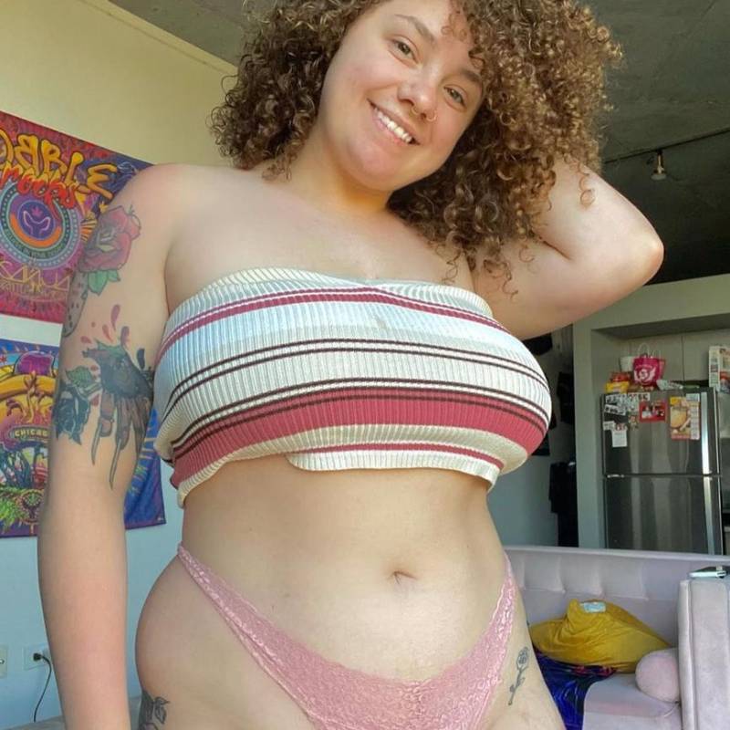 https://es.fivedate.com dating Sandrarose in Estados Unidos