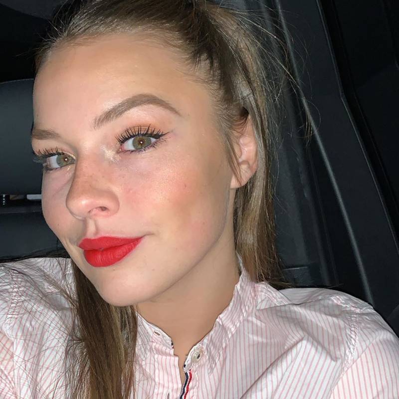 https://es.fivedate.com dating Juliaduv in Francia