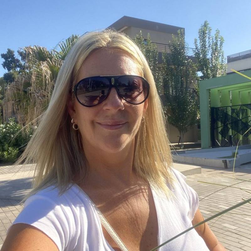 https://es.fivedate.com dating Louise33 in Francia