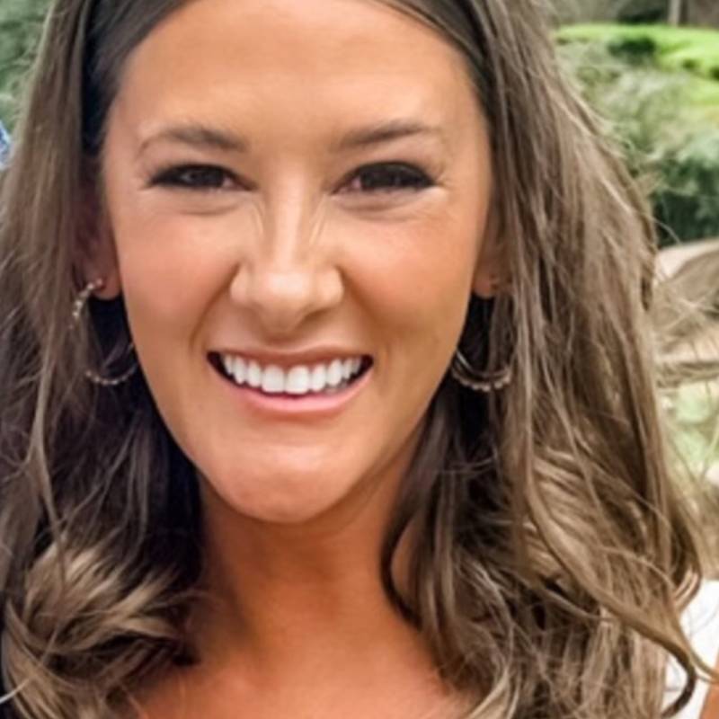 https://es.fivedate.com dating Jasmine in Estados Unidos