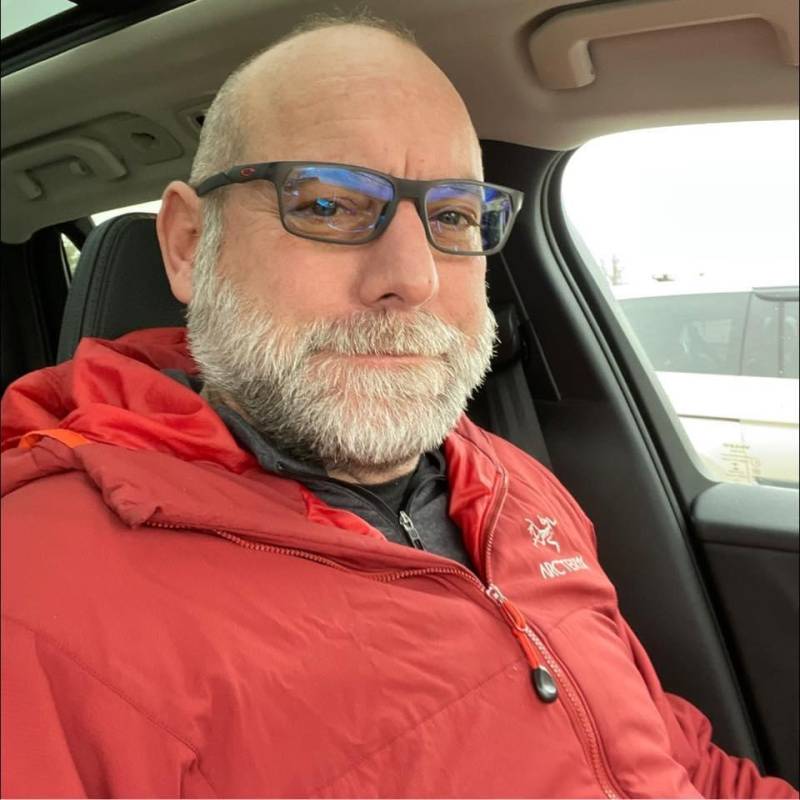 MIkechev dating