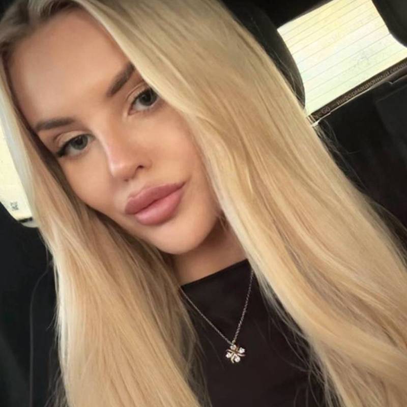 Ulyana17890 dating