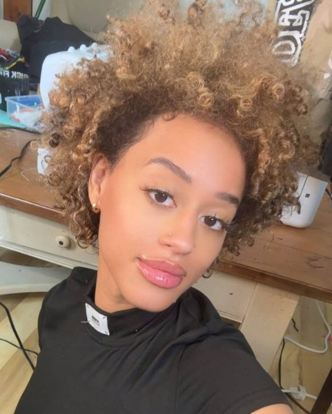 Linda90669 dating